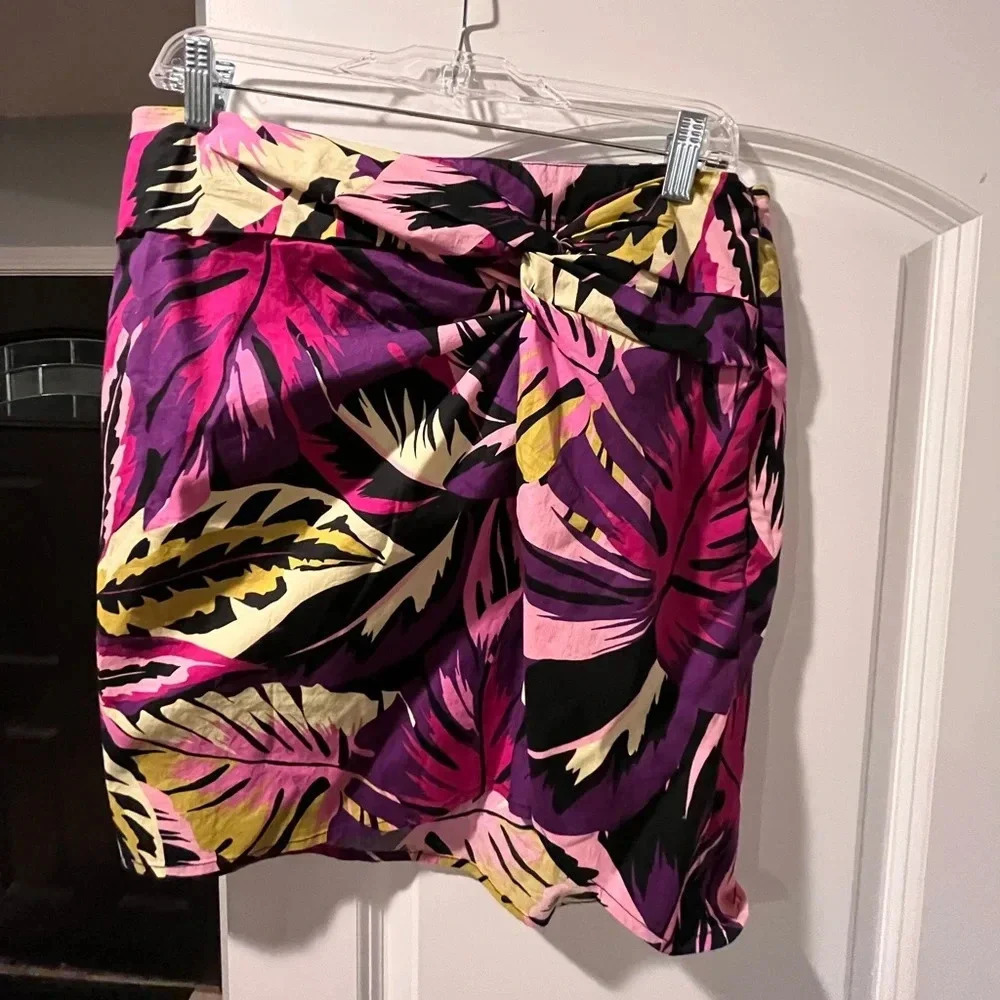 Future Collective Skirt - Size 10